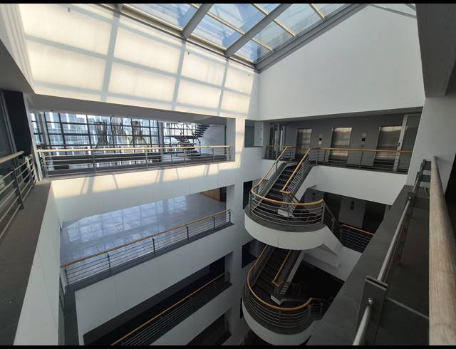 1,789M² OFFICE TO LET IN SANDTON CENTRAL